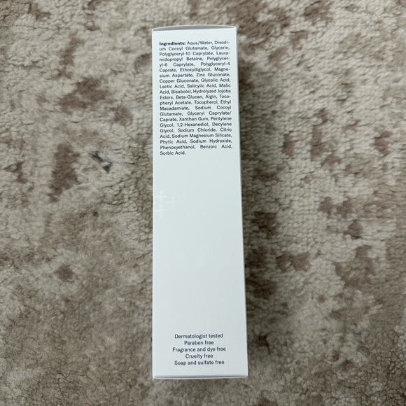 Skinbetter Science Refining Foam Cleanser Brand New 5 fl. oz. - Picture 3 of 4